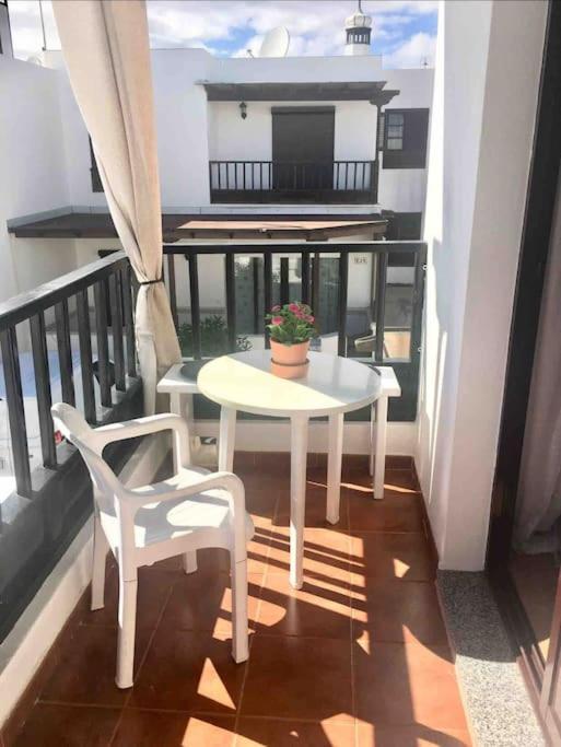 Duplex 3 Dormitorios Con Parking Privado Costa Teguise Buitenkant foto